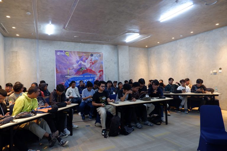 Komunitas Kreasi Tanpa Batas Gandeng Surabaya Gamers Mobile, Sukses Gelar Turnamen Unlimited Youth Creation Championship 2023 (foto : kps)