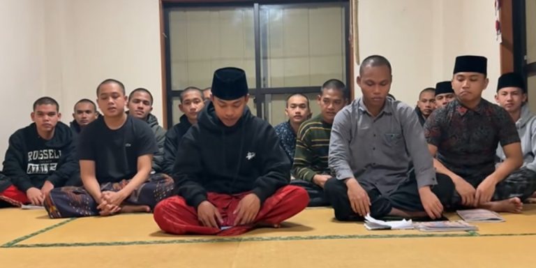 Beredar Video Pekerja Imigran Indonesia Dipelonco Seniornya di Jepang, Aksi Makan Tanpa Kenakan Baju Tuai Kecaman Warganet