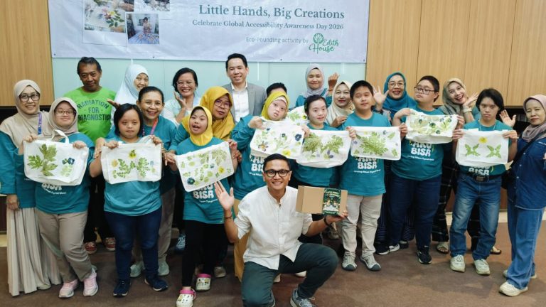 Little Hands, Big Creations : Hadirkan Keceriaan dan Kreativitas bagi Anak-Anak Down Syndrome di Somerset Berlian Jakarta