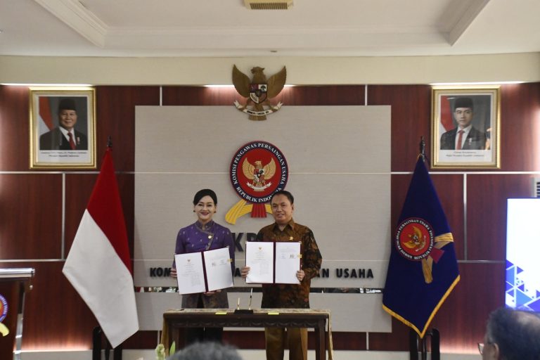 KPPU Dan OJK Perkuat Sinergi Menjaga Persaingan Usaha Yang Sehat di Sektor Jasa Keuangan