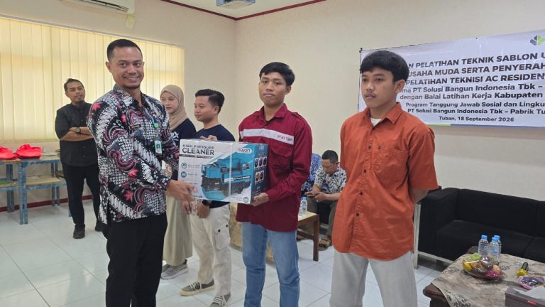 Dari Sablon hingga Teknisi AC, Solusi Bangun Indonesia Dorong Warga Tuban Jadi Wirausaha Mandiri
